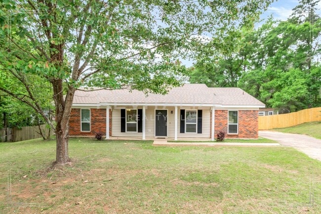 property at 1724 Rustic Wood Ct
