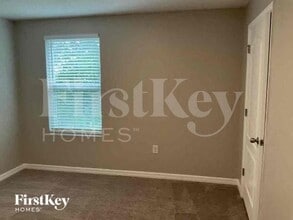 6262 Merrifield Dr in Zephyrhills, FL - Building Photo - Building Photo