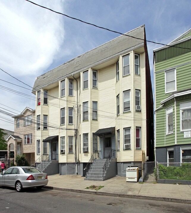 21-23 Seidler St in Jersey City, NJ - Building Photo