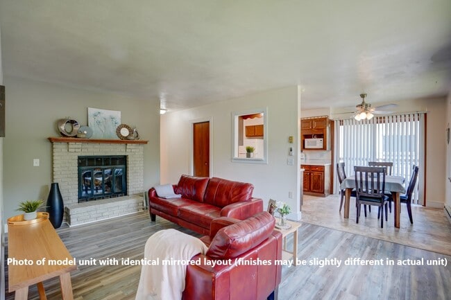 42 Park Heights Court, Unit #2 in Madison, WI - Foto de edificio - Building Photo
