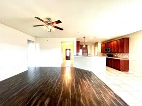 7419 Pony Creek in Missouri City, TX - Building Photo - Building Photo