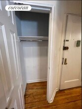 235 E 27th St in New York, NY - Building Photo - Building Photo