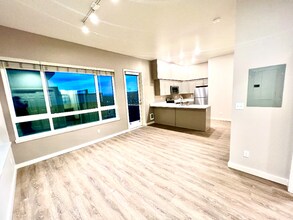 2330 Yakima Ct in Tacoma, WA - Building Photo - Building Photo
