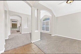 14610 Southern Magnolia Cir in Houston, TX - Building Photo - Building Photo