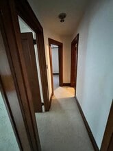 330 W Catherine St, Unit 2 in Somerset, PA - Foto de edificio - Building Photo