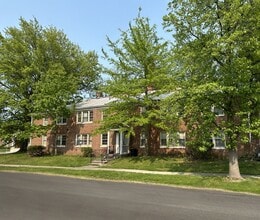 2270 Noble Rd in Cleveland Heights, OH - Building Photo - Building Photo