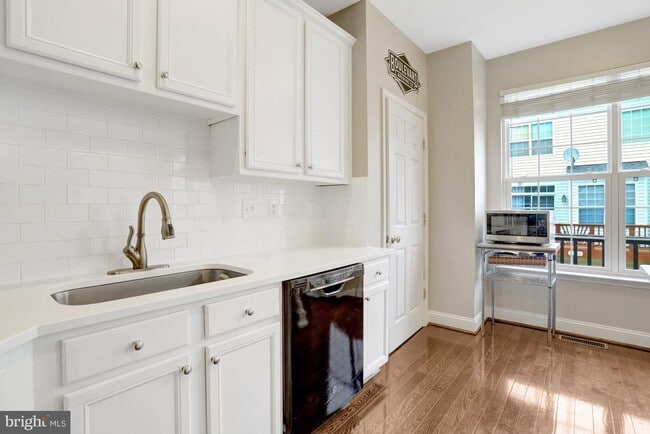 2342 Huntington Station Ct in Alexandria, VA - Building Photo - Building Photo