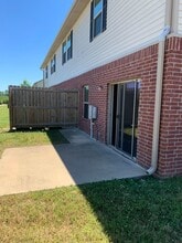 2746 W Kilimanjaro Way in Rogers, AR - Foto de edificio - Building Photo