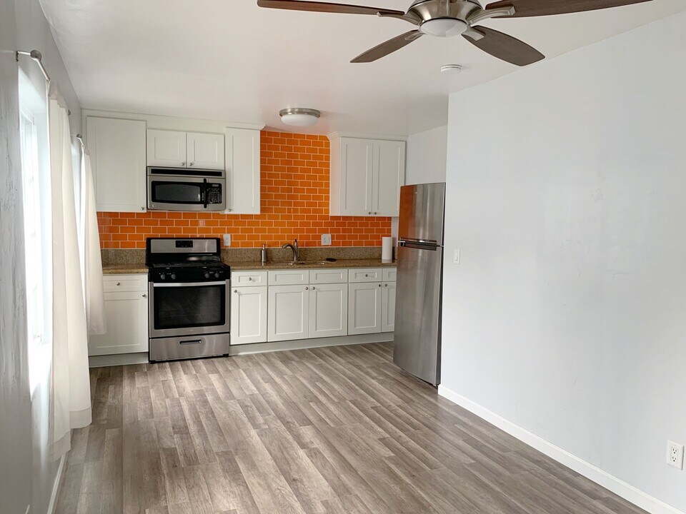 867 39th St in San Diego, CA - Building Photo