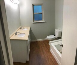 713 W 2nd St in Justin, TX - Building Photo - Building Photo