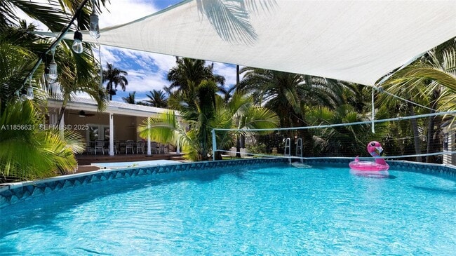 701 Hollywood Blvd in Hollywood, FL - Building Photo - Building Photo