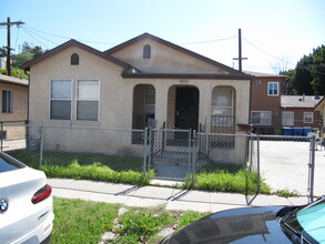 4860 Gambier St in Los Angeles, CA - Building Photo - Building Photo