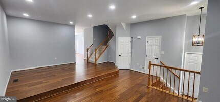 21095 Alberta Terrace in Sterling, VA - Building Photo - Building Photo