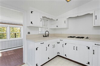 80 Victory St in Stamford, CT - Building Photo - Building Photo