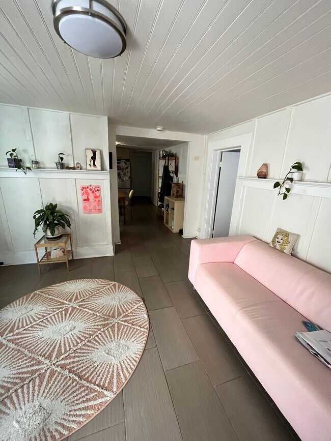939 Willow St, Unit 939 in Oakland, CA - Building Photo - Building Photo
