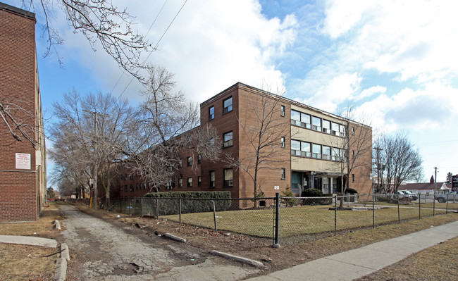 Bel Domus Apartments in Toronto, ON - Building Photo - Building Photo