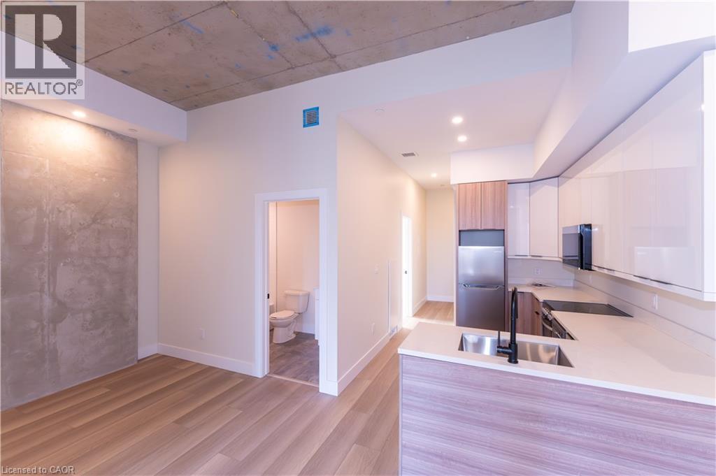 169 James St S in Hamilton, ON - Building Photo