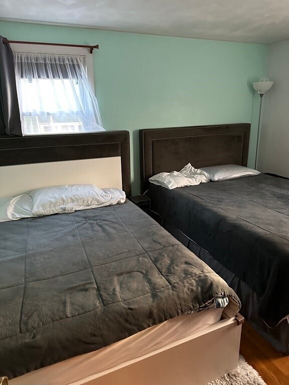 105 Metropolitan Ave, Unit 3 in Boston, MA - Building Photo - Building Photo