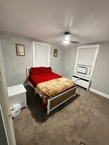 6352 Edward St in Norfolk, VA - Building Photo