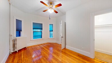 119 Park St, Unit 119 Park Street in Brookline, MA - Building Photo - Building Photo