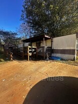 1815 Conley Rd in Morganton, NC - Building Photo