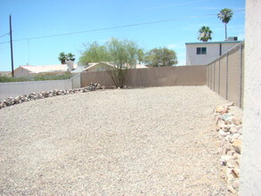 3717 Hollister Dr in Lake Havasu City, AZ - Building Photo - Building Photo