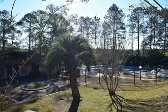 410 Westwood Dr in Tallahassee, FL - Building Photo - Building Photo