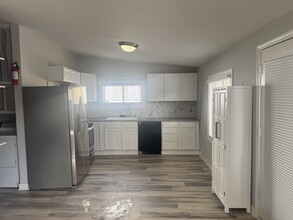 2246 Tennessee St in Lawrence, KS - Building Photo - Building Photo