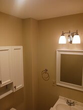 1 Race St, Unit Race Street 2nd Fl in Haverhill, MA - Foto de edificio - Building Photo