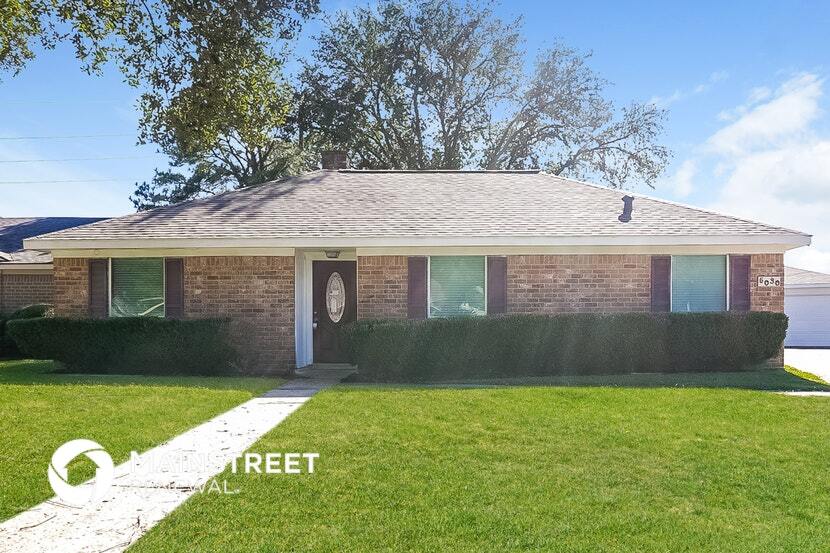 5030 Summit Lodge Dr in Katy, TX - Building Photo