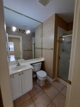 5283 Chesham Ave in Burnaby, BC - Building Photo - Building Photo