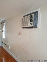 1412 Commonwealth Ave in Boston, MA - Building Photo - Building Photo