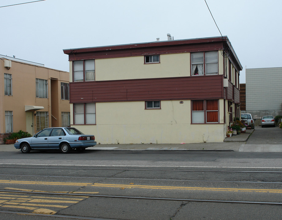 3114 Taraval St in San Francisco, CA - Building Photo