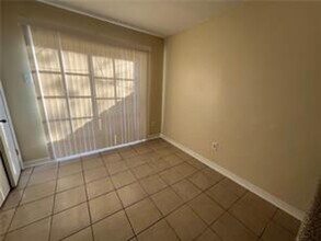 3260-3266 Kabel Dr in New Orleans, LA - Building Photo - Building Photo