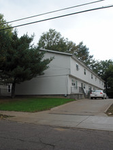 254-264 Sherman Ct in Akron, OH - Building Photo - Building Photo