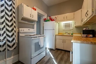625 Alpine St in Dubuque, IA - Building Photo - Building Photo