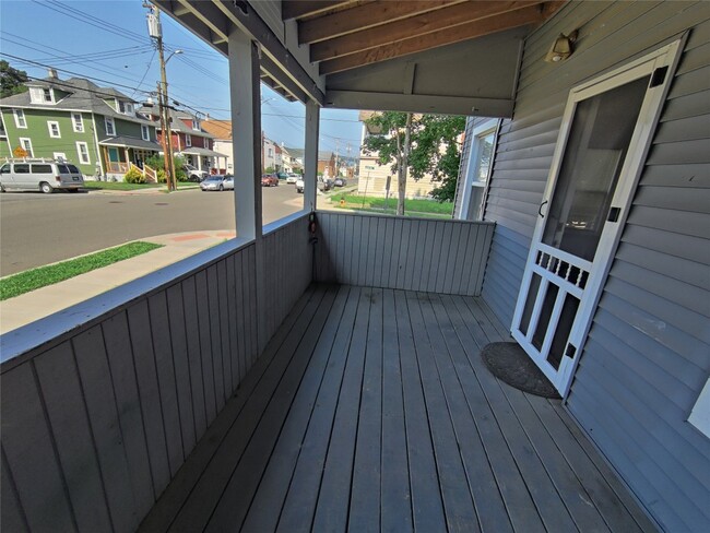 258 Grand Ave in Johnson City, NY - Building Photo - Building Photo