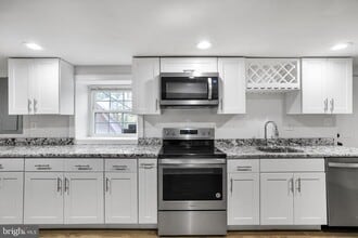 3158 Westover Dr SE in Washington, DC - Foto de edificio - Building Photo