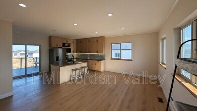 408 RIGDON St in Grantsville, UT - Foto de edificio - Building Photo