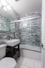 233 E 29th St in New York, NY - Building Photo - Building Photo