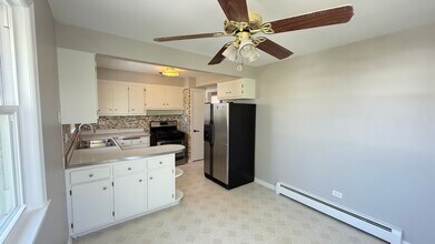 3658 N Laramie Ave in Chicago, IL - Building Photo - Building Photo