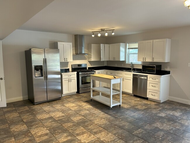 5947 Oram St, Unit 5947 Downstairs