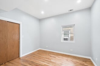 4918 N Spaulding Ave in Chicago, IL - Building Photo - Building Photo