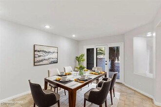 7656 Boca Raton Dr in Las Vegas, NV - Building Photo - Building Photo