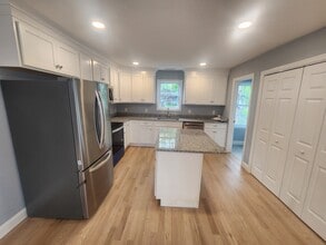 117 North St in Danbury, CT - Building Photo - Building Photo