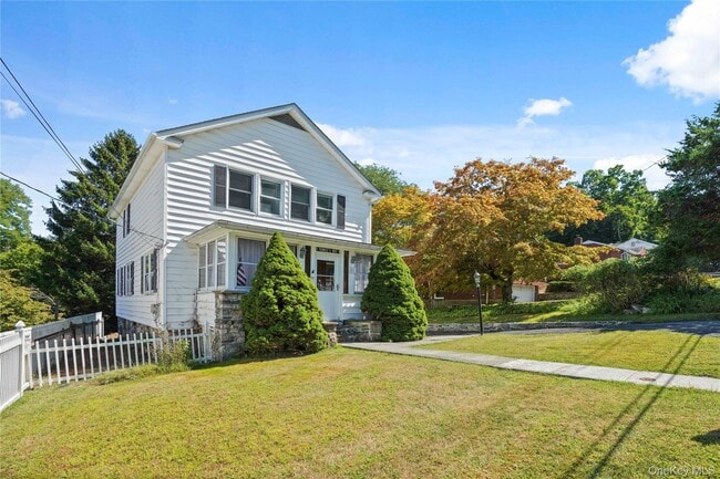 property at 81 Hudson Ave
