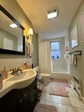 184 Saint Paul St, Unit 2 in Brookline, MA - Building Photo - Building Photo