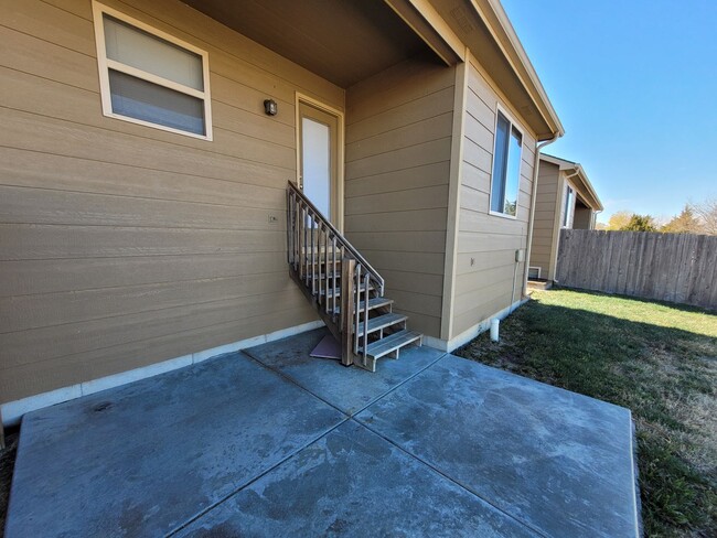 property at 2323 S Goebel Cir