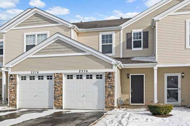 property at 2276 Flagstone Ln