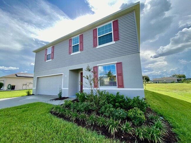 999 Cumberland Dr in Poinciana, FL - Building Photo - Building Photo